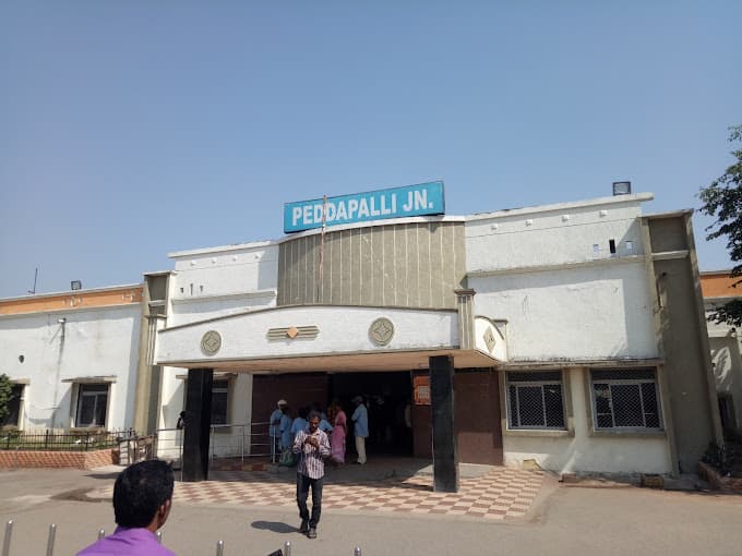 Packers and Movers in Peddapalli